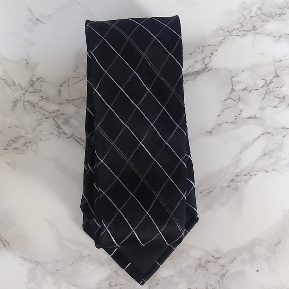 J. Ferrar Tie - Picture 2 of 5